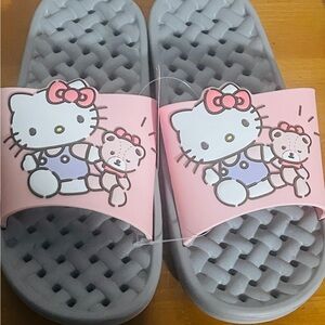 NEW Hello Kitty Pink & Gray Slides – Size 265mm US Women’s 9.5